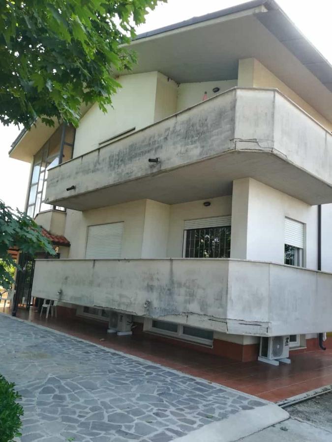 Old Club Casa Vacanze Carlo Trani Aprilia Extérieur photo