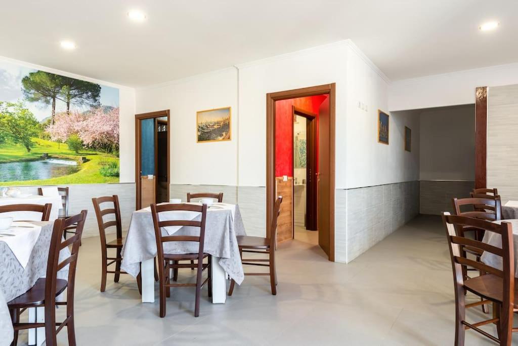 Old Club Casa Vacanze Carlo Trani Aprilia Extérieur photo