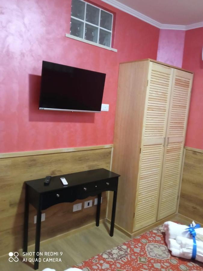 Old Club Casa Vacanze Carlo Trani Aprilia Extérieur photo